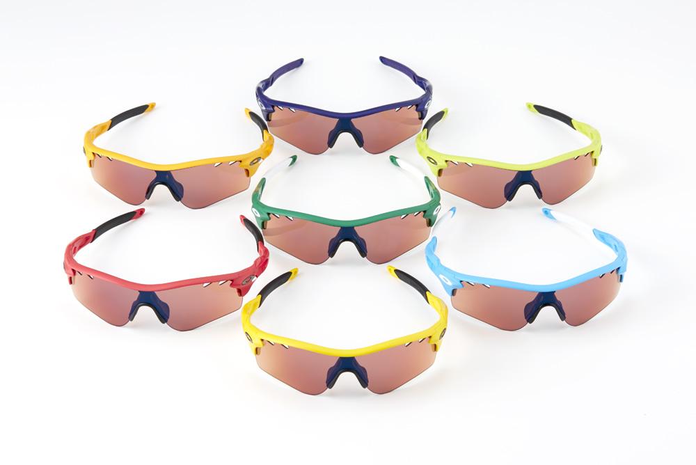 OakleySA's tweet photo. Category stage winners each get leader #Radarlocks during the @AbsaCapeEpic. good luck to all the riders. #Oakley http://t.co/7P9i0YTIOQ