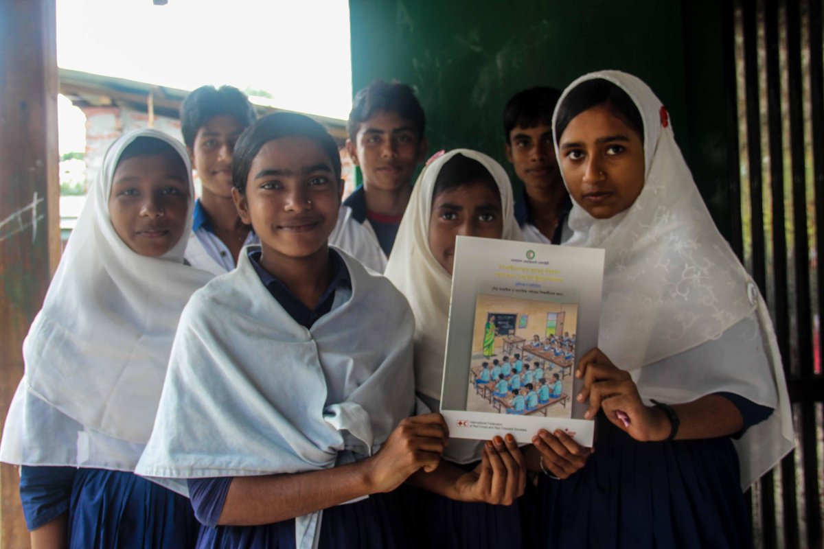 BDRedCrescent's tweet photo. Our future generations r learning 2 implement adaptation plans at 'weather schools' - http://t.co/69fkBenpQq #WCDRR http://t.co/palcBnZ4Wn