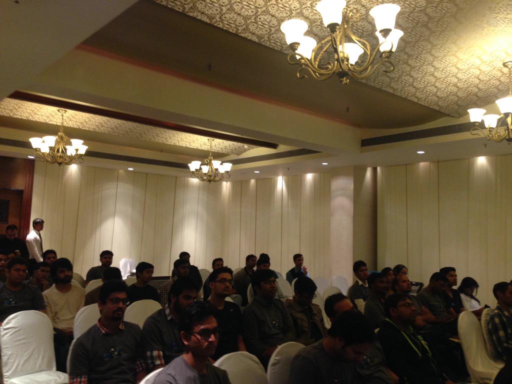 gauravkheterpal's tweet image. Seats filling up fast despite heavy rain &amp;amp; lightning #LightingDevWeek #JaipurDUG #goLightningFast