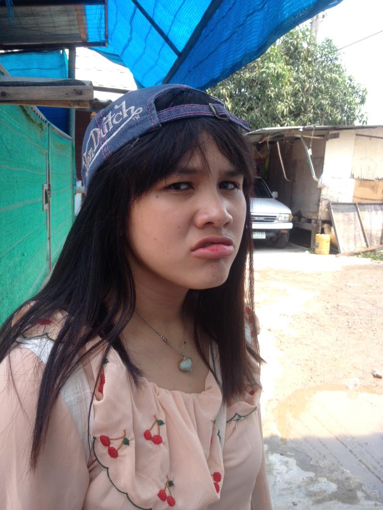 Ranchanapoo's tweet image. ร้อนสาาสสสส