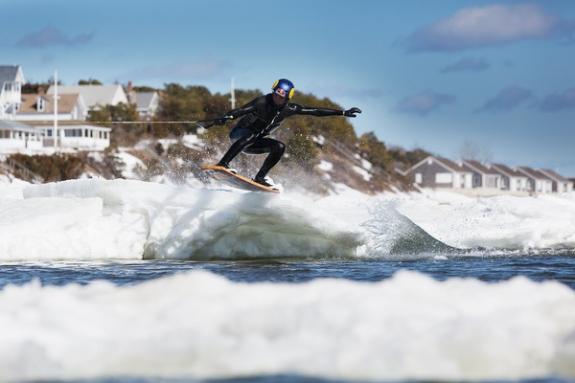 islandsports1's tweet photo. Brian Grubb wakeskates Ice Burg formations in Cape Codd #ISN #WorldHeadline #ISN #GoogleSp... http://t.co/nAgAEMvCzA http://t.co/mfOLu0OsgD