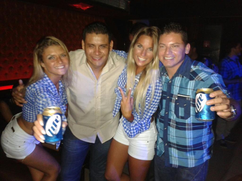 MillerLiteEc's tweet image. En Haze #Manta, disfrutando de la mejor noche Lite #GoForIt