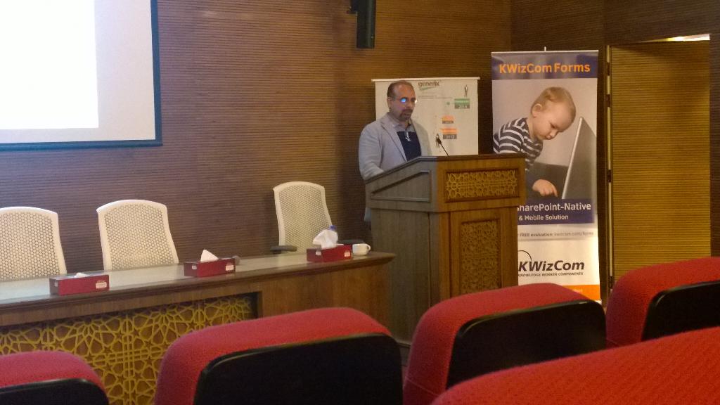 salmandotca's tweet photo. Sohail Hanif talking about eDiscovery for SharePoint, Lync and Exchange. #spsAbuDhabi #sps_events #spsAD #spsevents http://t.co/WdDY5bn4Jh