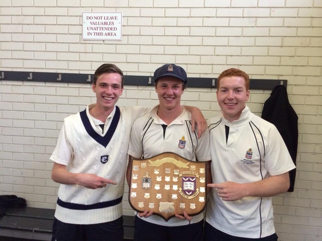 BlueBaggy's tweet photo. Nice to retain the Brian Clark Shield. #oneshield #0runs http://t.co/dmLeadpGbr