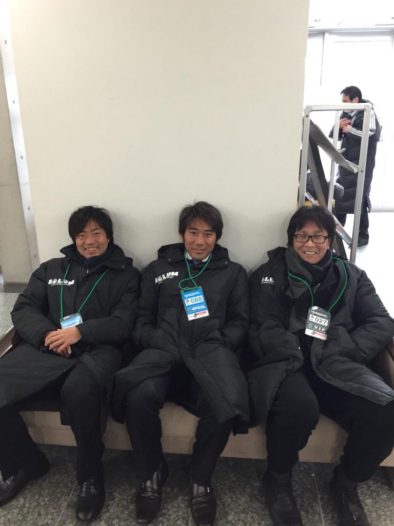 nankatsu_staff's tweet photo. 第二回松本山雅FC研修！
松田直樹選手の誕生日でもあるこの日、J1昇格初のホームゲーム、アルウィンに高橋陽一先生含む南葛SCフロント一同でお邪魔させて頂いております。

#南葛SC #松本山雅FC http://t.co/55Ngru3WJF