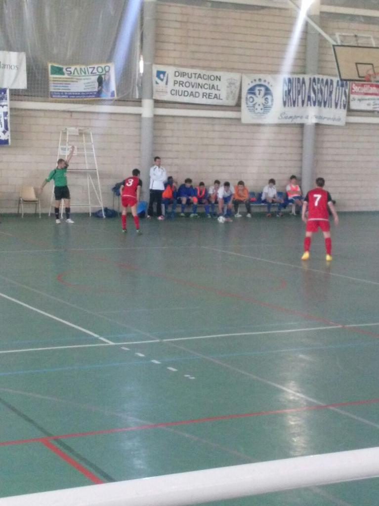 joseAntoniopg99's tweet photo. Grandes,buena remontada contra socuellamos por 2-5 #sumaysigue #+3 #sisecreeysetrabajasepuede #minijimmyboys http://t.co/HKnNC2yb1g