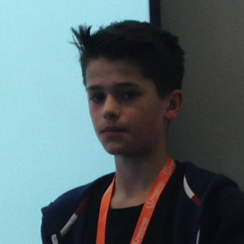 LenaGothberg's tweet image. Lyssnar på Jonte Arnäs, 12, om hur unga använder sociala medier #Webcoast #digital #socialamedier