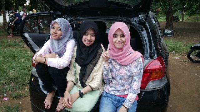 Lelairsan's tweet photo. @11Wahdaniyyah @AlhabsyiAnisa http://t.co/M1GfcknThf