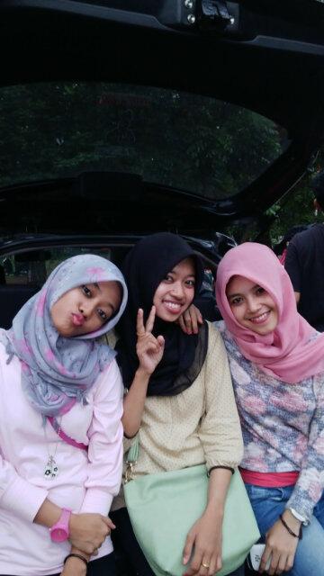Lelairsan's tweet photo. @11Wahdaniyyah @AlhabsyiAnisa http://t.co/qmQTtJlJyC