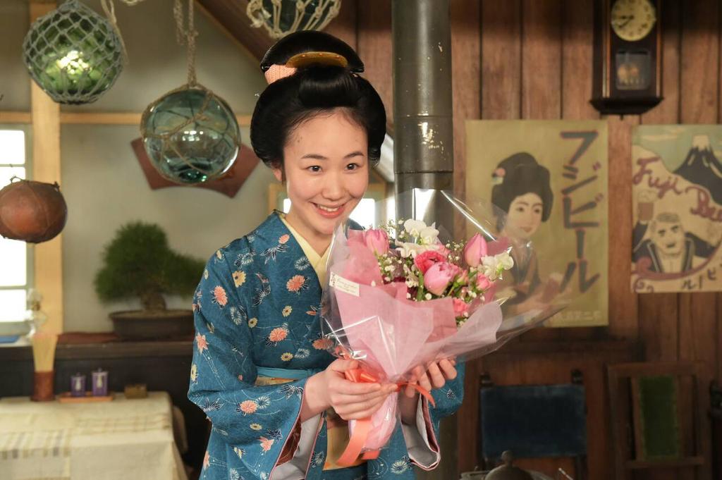 日曜劇場 天皇の料理番 On Twitter 3月14日は 篤蔵の奥さんになる俊子を演じる 黒木華さんの25歳のお誕生日です O O サプライズバースデー 華さんも大成功 おめでとうございます 天皇の料理番 佐藤健 黒木華 誕生日 Http T Co E58rxihkdl