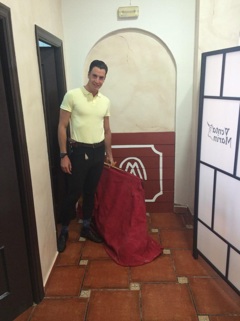 JuanPepeMM's tweet photo. Hoy le damos la alternativa a @VentaMarin todas las ferias y corridas aquí http://t.co/R3dt16kNg0