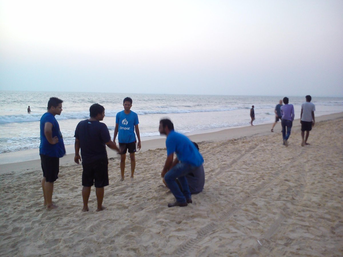 fotuzlab's tweet photo. After sprint hangout #drupalgoa2015 http://t.co/9hal8Deh2a