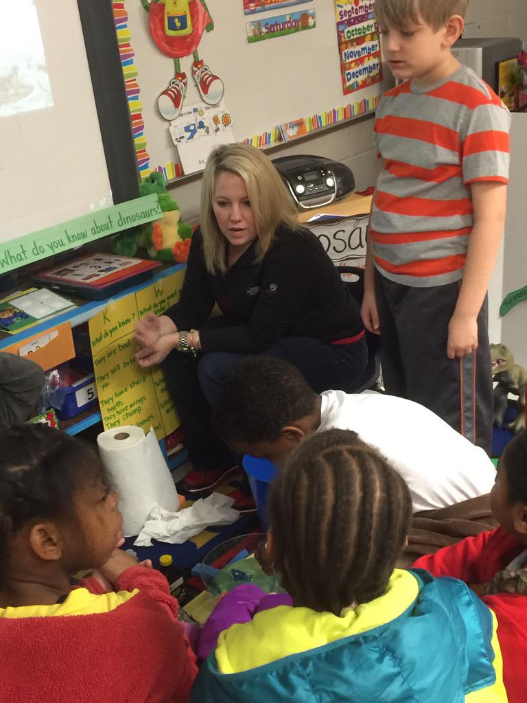 Dr_K_BENTON's tweet photo. School @ FHES is fun even on a Saturday. #NCSSBeTheBeBest #FHESWolfpack @FuhreySamantha http://t.co/fQUzjJIZ00