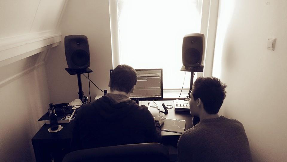 sub_zeroproject's tweet photo. This weekend we're making a new collab with our french buddy, @XPanderfr!
Already started an epic atmosphere! #firev2 http://t.co/ISu1fd2Nv7