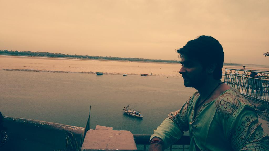 Embedded image permalink