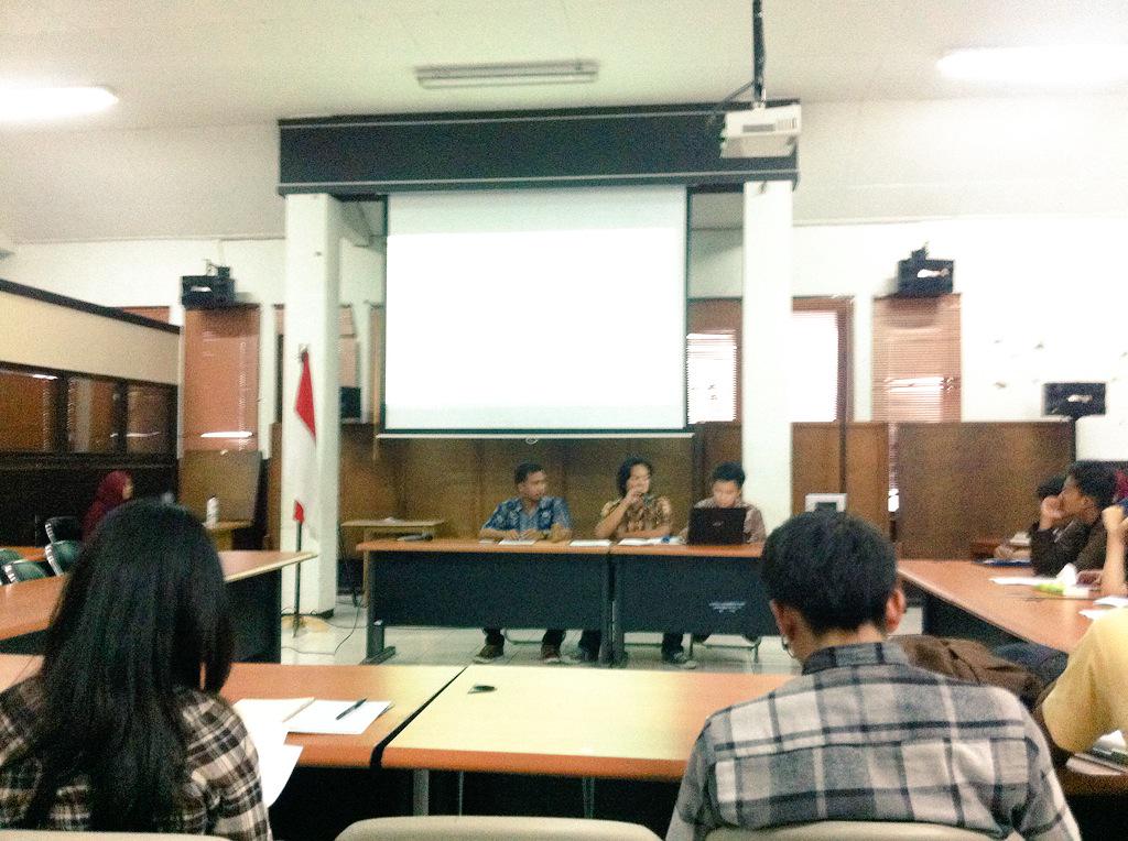 “<a href="/punjungazis/">Punjung Azis Satria</a>: Rapat Koordinasi Wilayah Jatim Bali 14/15 Maret 2015 <a href="/hmplITS/">HMPL ITS</a> <a href="/pwk_unipasby/">HMPWK</a> <a href="/hmpwk_itn/">HMPWK ITN Malang</a> <a href="/HMPWK_Unhi/">HMPWK UNHI</a> ~ ”