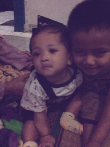 ellalayla2's tweet photo. Dede Queena &amp; Aa Zeo :* http://t.co/zSibb2Wlmp