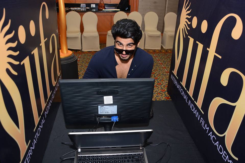 Embedded image permalink