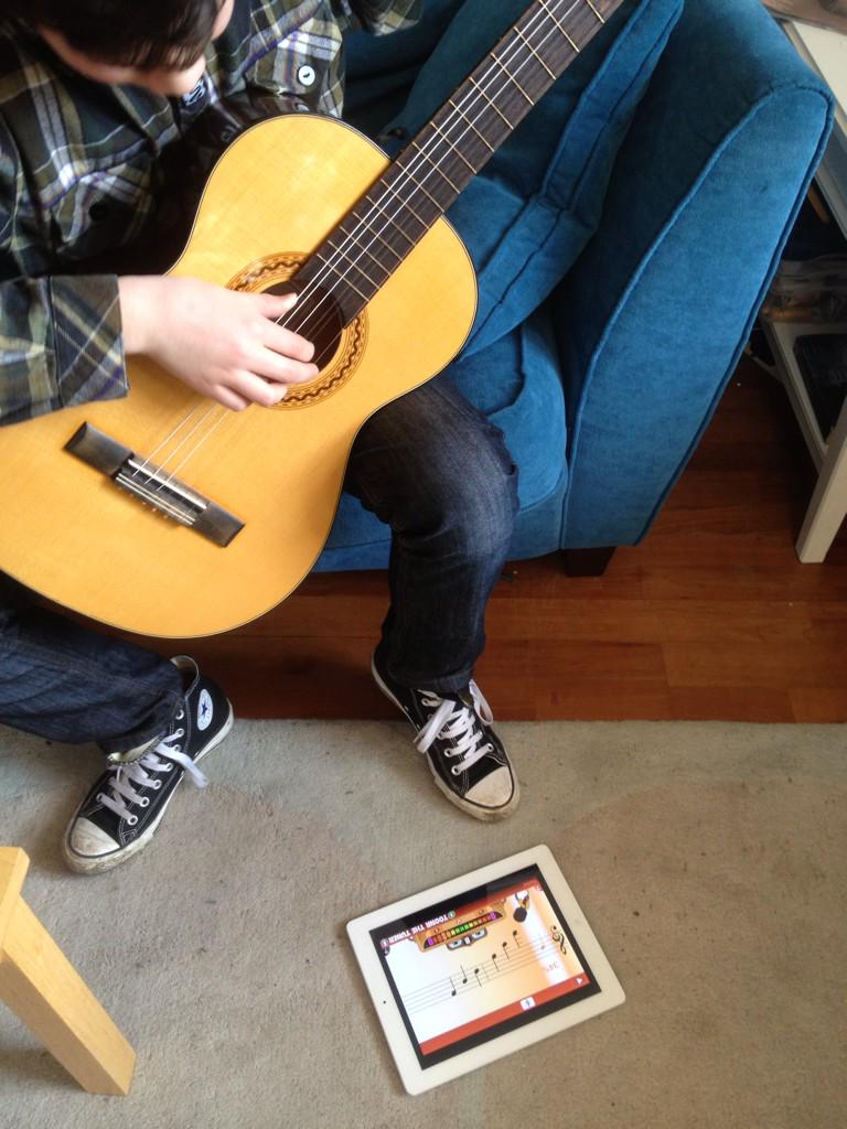 MyNoteGames's tweet image. New strings, time for a tune up!