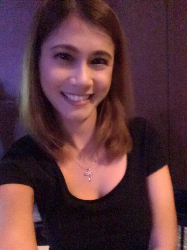joylisasan's tweet photo. I smile...😊😊 http://t.co/5V0ODonxD8 http://t.co/9vyTEutpqw