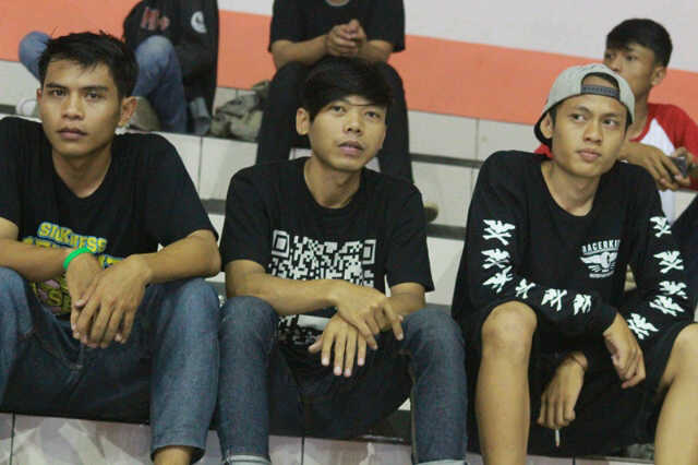 SICKNESSBENEFITROCK tweet media