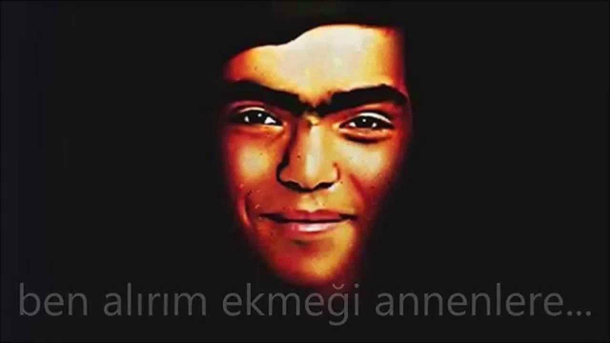ozufikirkulubu's tweet image. Okulumuz öğrencisi Umut Ali Kal&apos;ın Berkin Elvan anısına yaptığı Küçük Çocuk bestesi;
youtube.com/watch?v=Uarb2D…