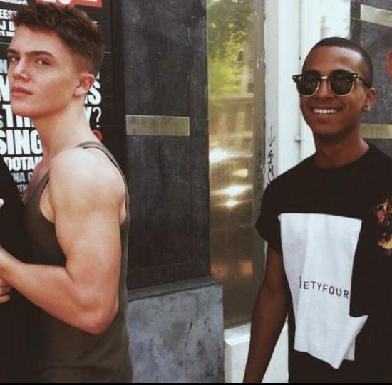 BBrave_Spain's tweet photo. 34 PHOTOS
34 RT
34 VOTES. #VoteBBbrave #KCΑ 20/34 http://t.co/2bYGPnQTWS
