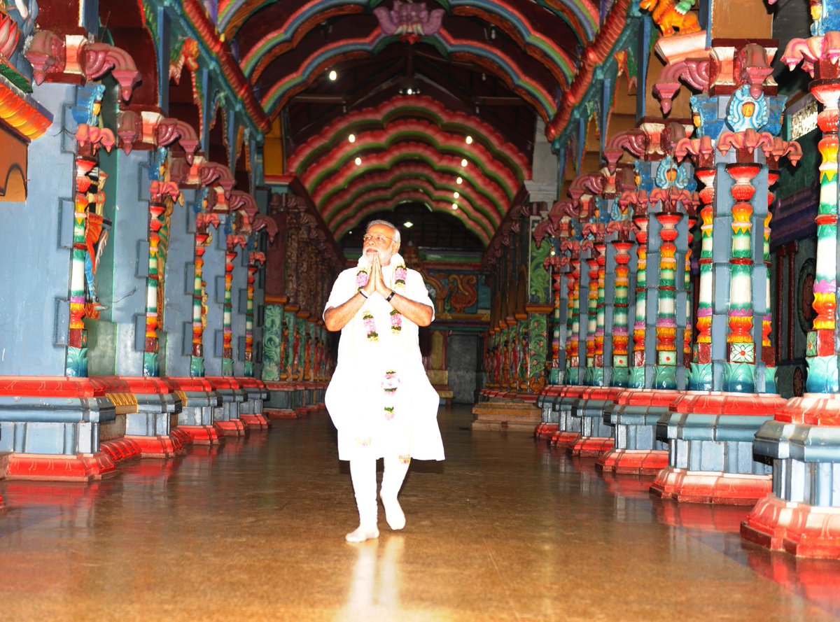 manojsirsa's tweet photo. PM Shri .@NarendraModi offers prayers at the Naguleswaram Temple, Jaffna, #SriLanka http://t.co/Jduw7KMoCq #3NationTour #SriLanka