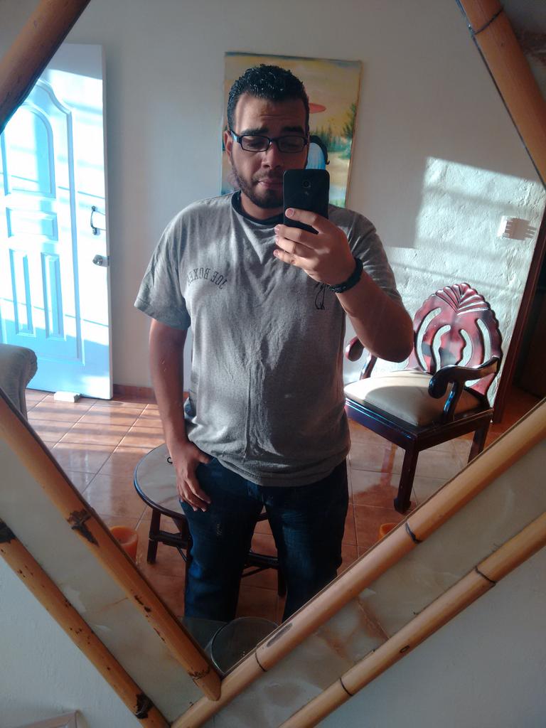 NeryadG's tweet image. Feliz sábado #toclass