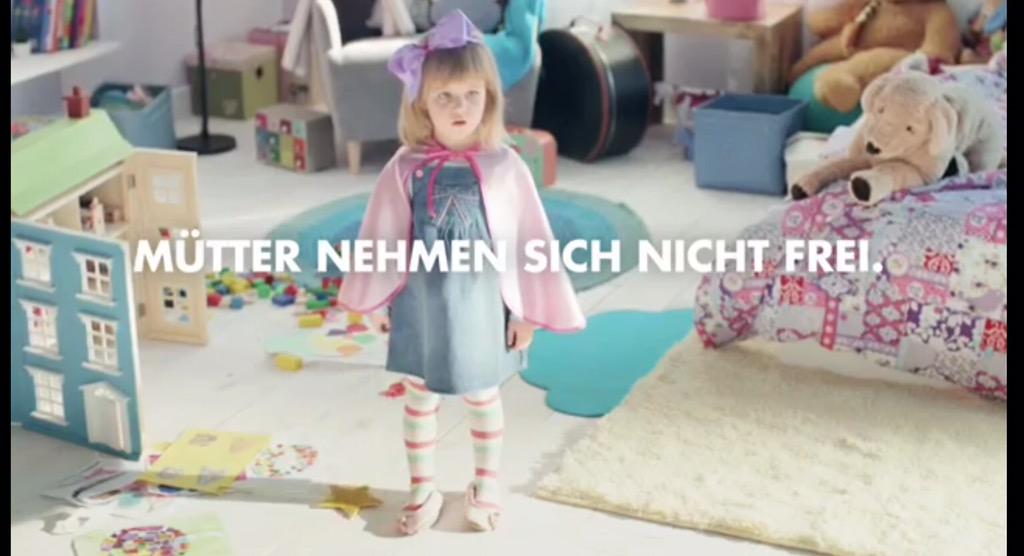 femInsist's tweet photo. "Mütter nehmen sich nicht frei. Mütter nehmen Duo Grippal." - Werbung 2015: https://t.co/tpB6I1cbdz http://t.co/52dh382WrA