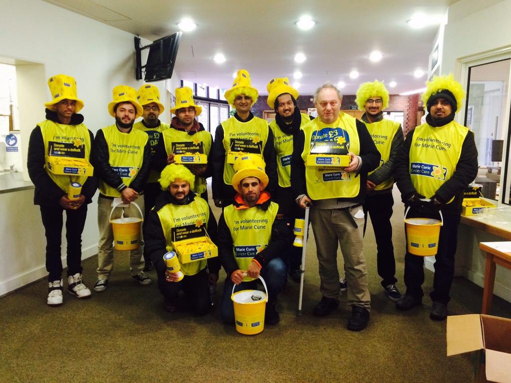 MKAleicester's tweet image. Leicester Ahmadiyya Muslim Youth Assoc representing at Marie Currie charity collection, Birmingham 14/03/15.