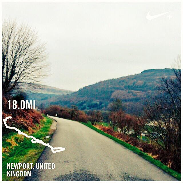 Joy_Davies_'s tweet photo. 18 mile run done! @LondonMarathon @HardingEvans @BobathWales @Kymin @MGYCardiff @Chris_Casting http://t.co/oSp9vXm1wS http://t.co/KzDvxriVgV