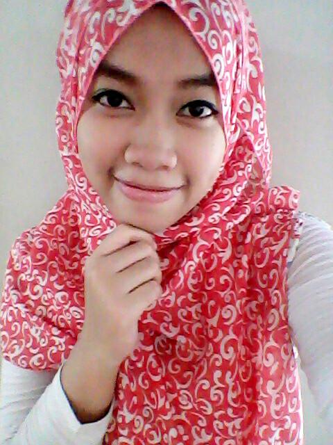 AnikLovers_KDI's tweet photo. Subhanallah cantik banget. "@Aned_Anisa: Alhamdulillah berapapun rejeki hari, ttp senyum n selfie 😁 http://t.co/7TxqFYBpkw"