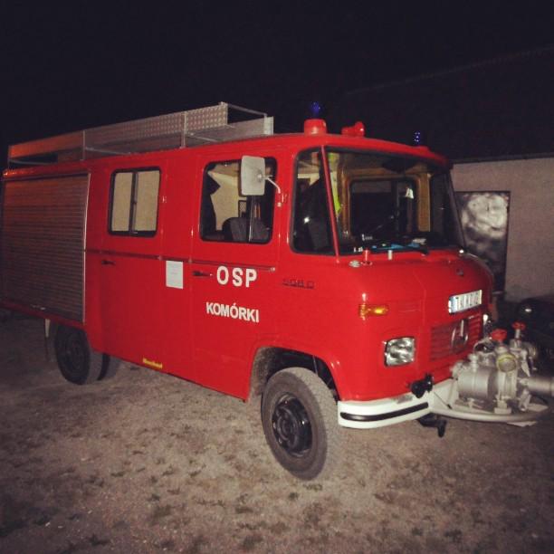 AFireStation's tweet photo. Found this cool photo, not mine #mercedes #mercedesbenz #mercedes508D #508D #mercedesT2 #T2 #60s #70s #80s #mercede… http://t.co/Mc6SwMnrsi