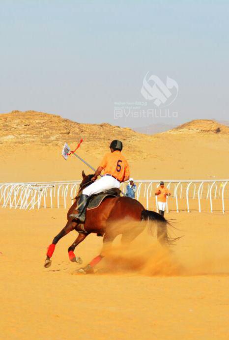 VisitAlUla's tweet photo. من فعاليات
#مهرجان_الفرسان_الثاني 
#العلا http://t.co/2bLPEaCi65