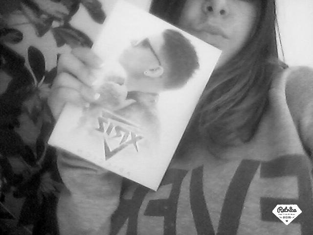 CristinaCTD's tweet photo. #Adiccion @OfficialXriz por fin en mis manos 😍👍💎💎💎💎 http://t.co/At6HYTqiIL