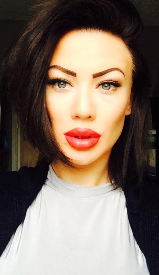 beckyboltholt's tweet image. My @lebeau_ideal lips are 6 months old and still beautifully poutiful! #devilinthedetails #lipking 💋