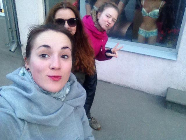 Helmagerda's tweet photo. Awesome diena awesome cilveki... Ko es bez jums daritu? @bublikss @Ozolina_Alisse @marta_darta http://t.co/aVLW6vQ5kB