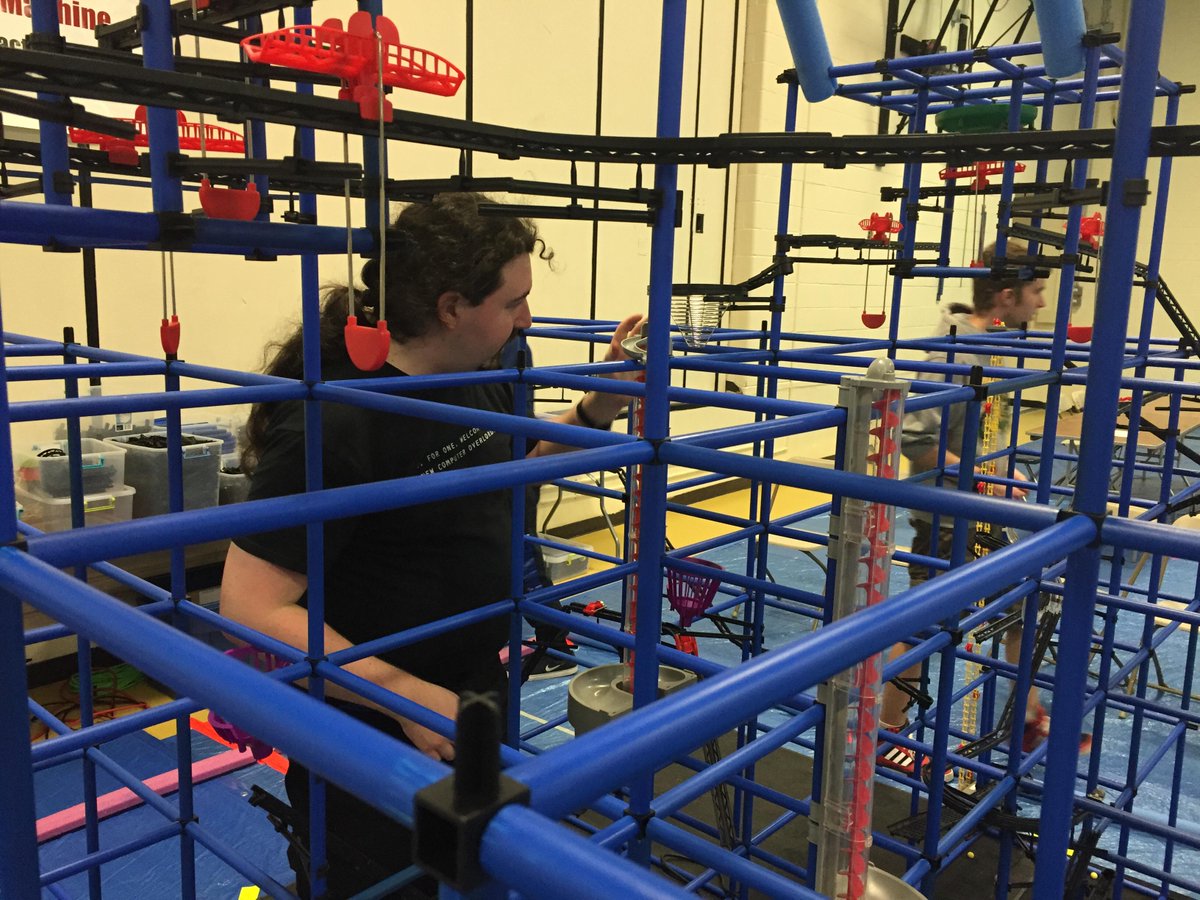<a href="/Ryanlmcelveen/">Ryan McElveen</a> The NoVa Maker Faire setup is underway. <a href="/GirlsExcelling/">GEMS</a>