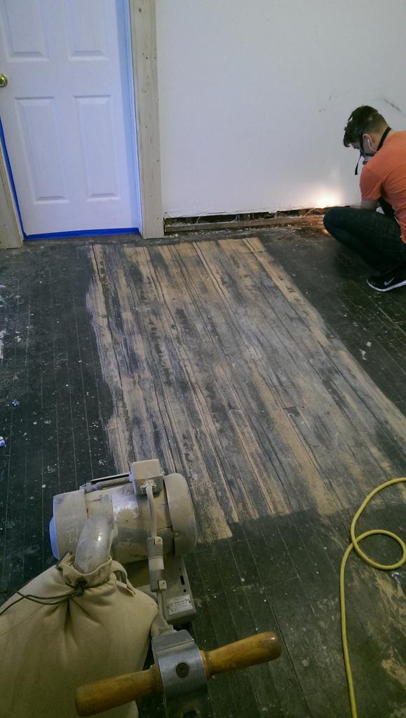 RebirthRealty's tweet image. Good things happening on the second floor landing