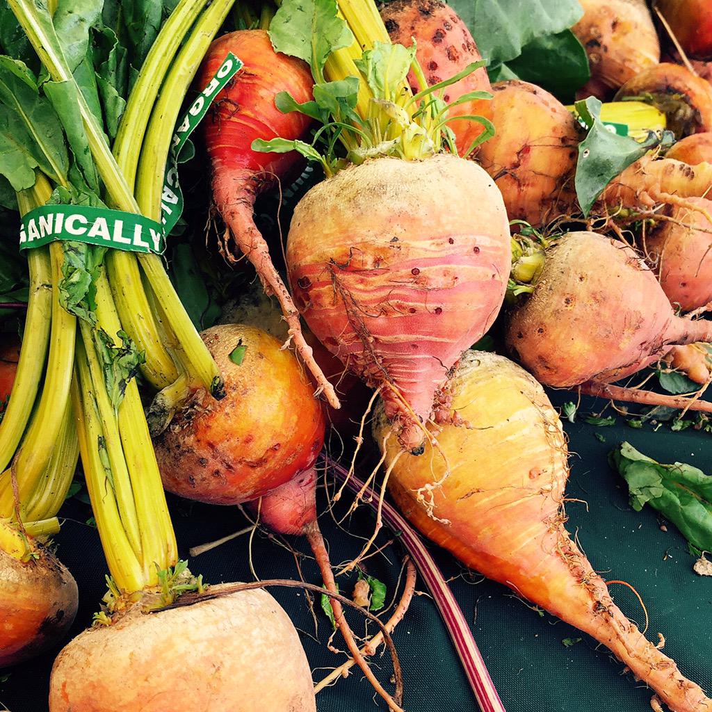 TembiLocke's tweet photo. Fire up the oven, pass me a roasting pan. My #weekendplate just got a whole lot more delish. #SupportFarmersMarkets http://t.co/MiiDXjtArO