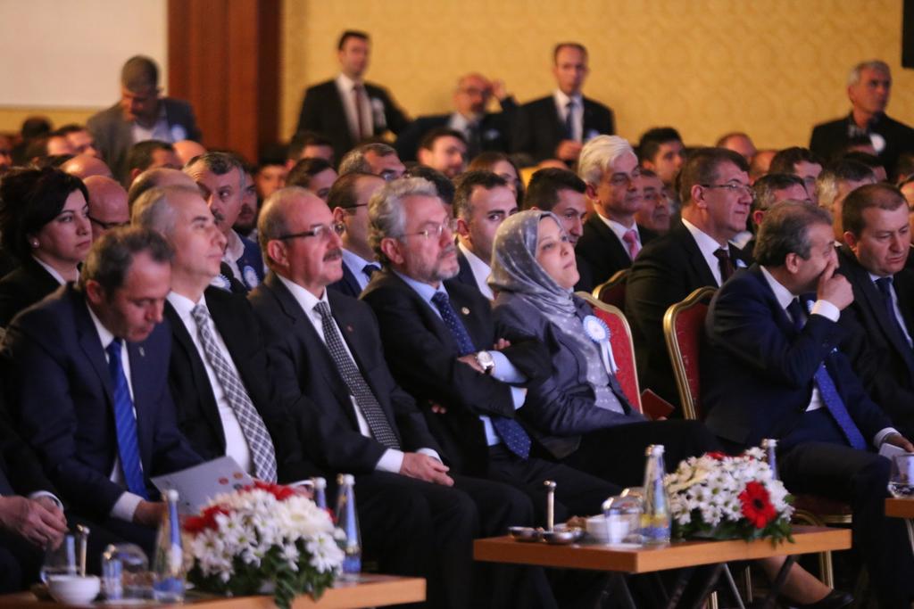 Esra Mustak (EsraMustak) Twitter