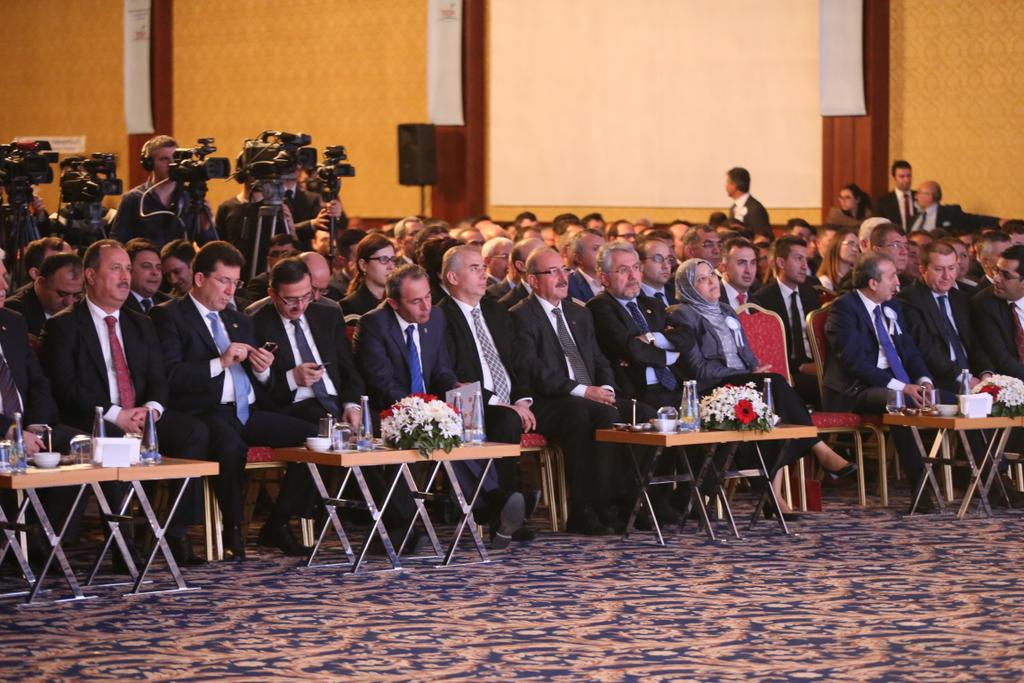 Esra Mustak (EsraMustak) Twitter