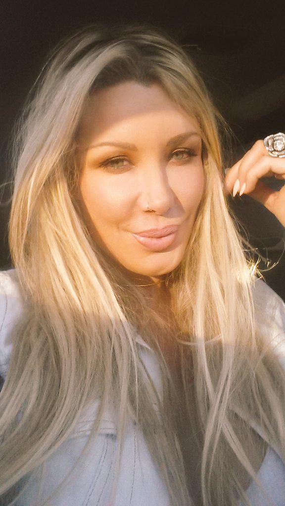 @charisB tweet media