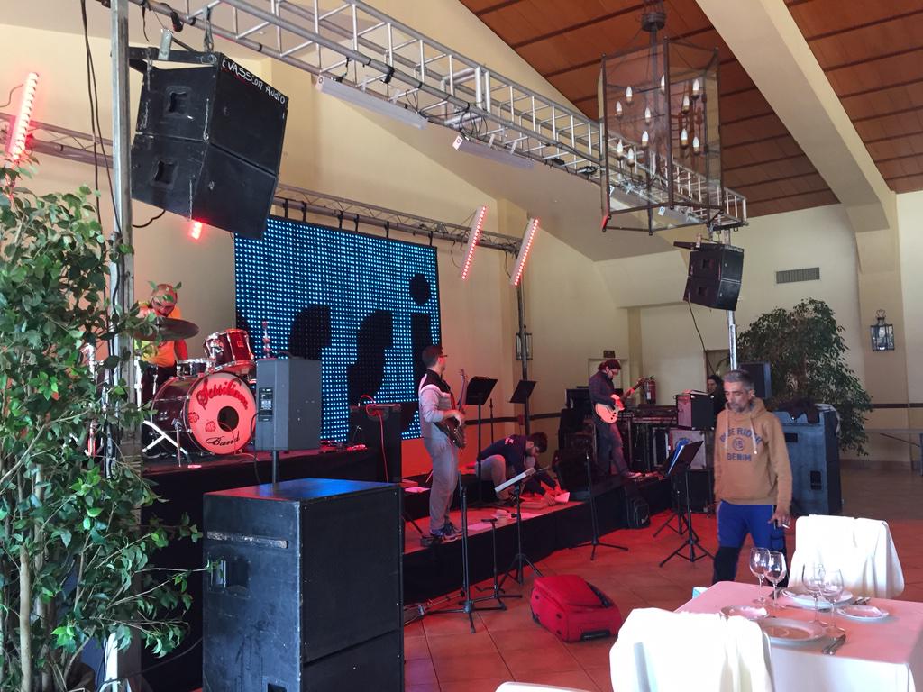 Sessiliam's tweet photo. Esta tarde empezamos la nueva temporada de Bodas 2015 #atope!! http://t.co/PkCt6Nt42l