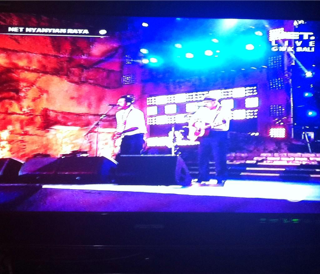 Cintai bumi nyanyian raya <a href="/netmediatama/">Netmedia</a> <a href="/SID_Official/">SID</a> <a href="/OrgIndonesiaID/">OrangIndonesiaID</a> <a href="/iwanfals/">VL</a> #NET_GoGreen #NyanyianRaya