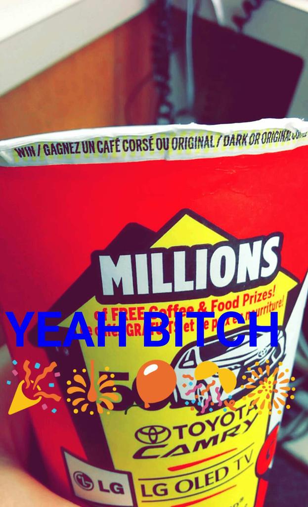 msbennets's tweet photo. OMG GUYS I WON!!! 2/11 @msbennetstims http://t.co/aH8hmX8wFG