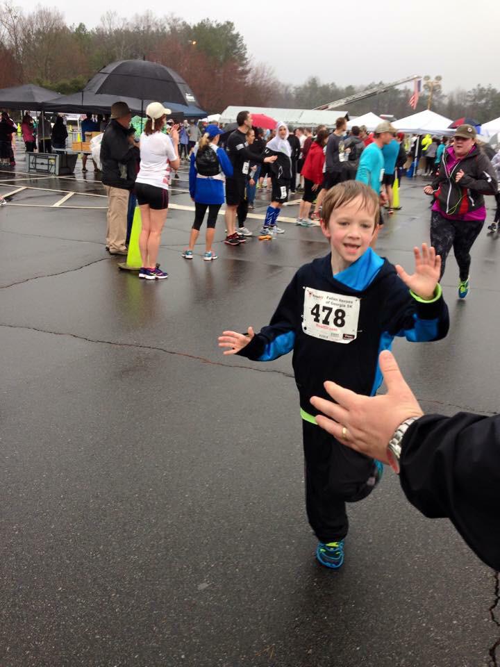 LTWGARESA's tweet photo. Proud #WolvesOnTheRun from WRES! Our students rocked the 5k this morning! @CowetaSchools @mickijbyrnes @cshauert http://t.co/f2lw521pxe