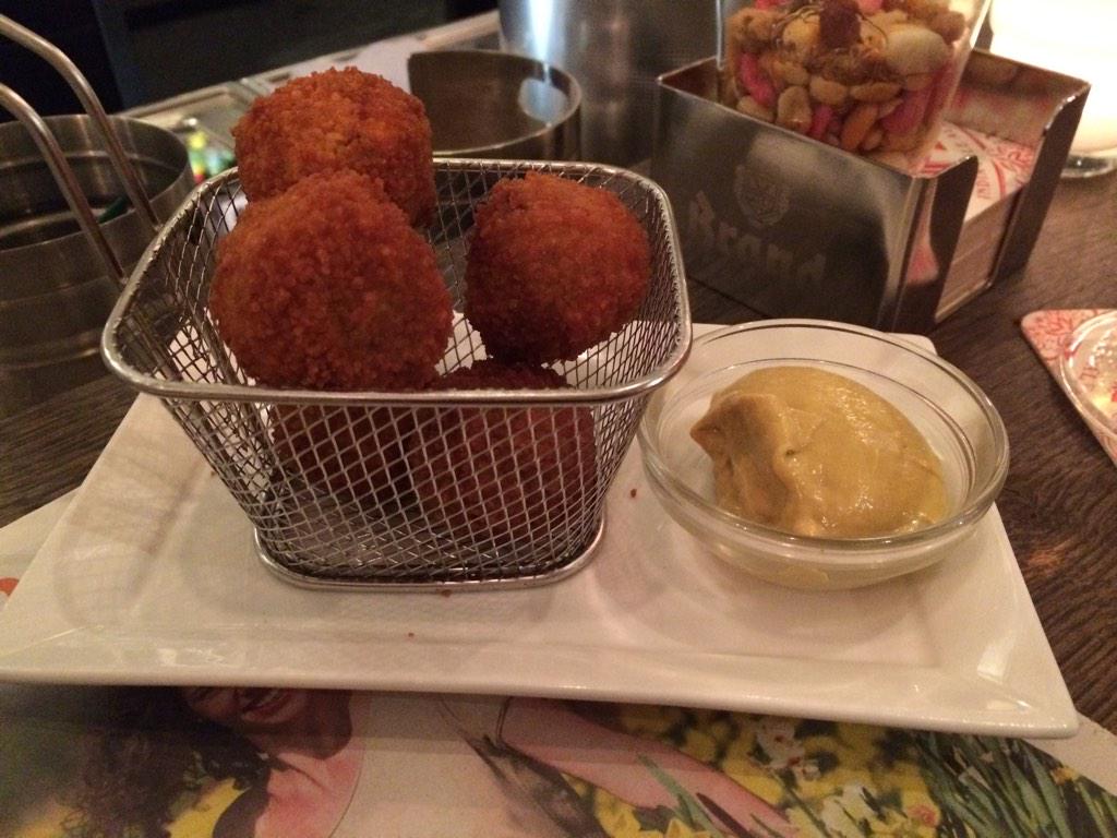 Ben jij al wezen kijken bij hotel Flora? #Hillegom #Hotelflora