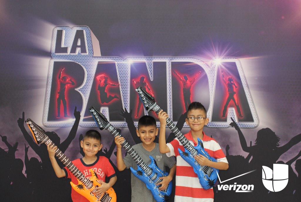 Bridgett_Ann5's tweet photo. #JoinLaBanda @labanda #Houston #AudicionesLaBanda @HoustonGalleria @Verizon @Univision http://t.co/mfJujJ34hJ